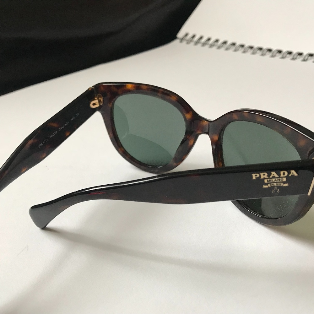 PRADA CAT EYE SUNGLASSES W DEEP GREEN LENSES NWOT